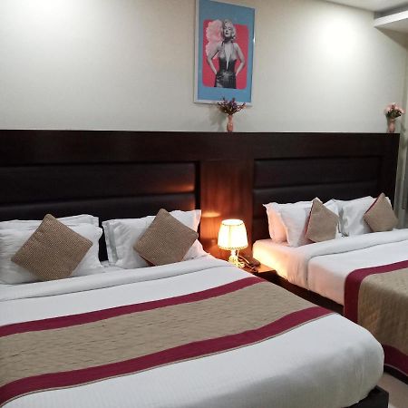 Vivah Residency Hotel New Delhi Eksteriør billede