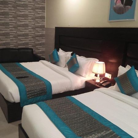 Vivah Residency Hotel New Delhi Eksteriør billede