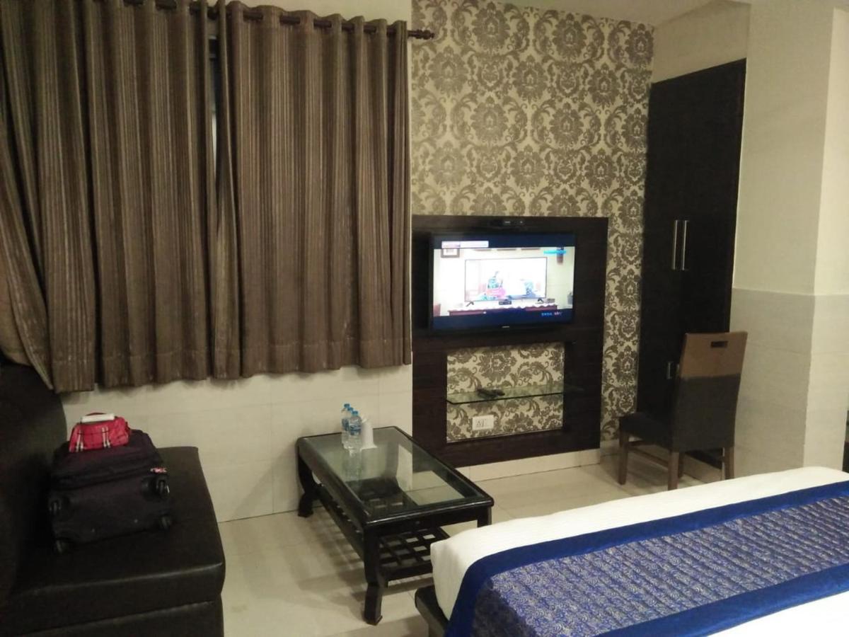 Vivah Residency Hotel New Delhi Eksteriør billede